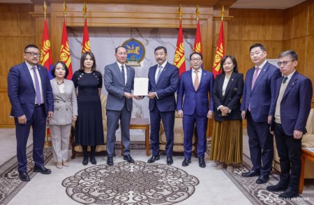 Дэгийн тухай хуульд нэмэлт, өөрчлөлт оруулах тухай хуулийн төслийг өргөн барилаа